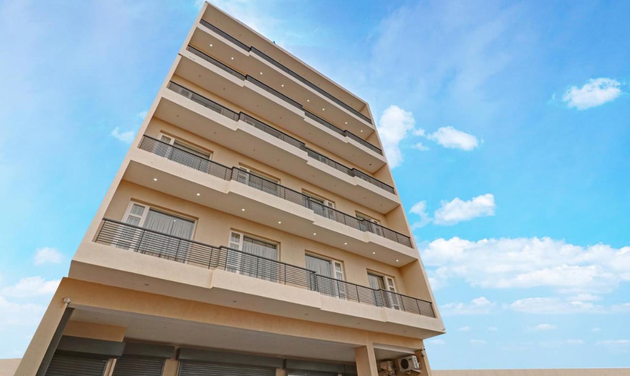 Treebo Kamron Regency Sector 80 Hotel Mohali Bagian luar foto